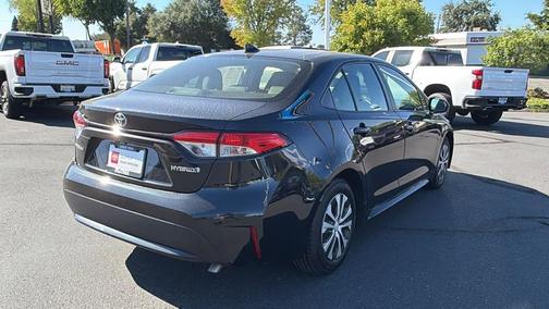 2022 Toyota Corolla Hybrid LE