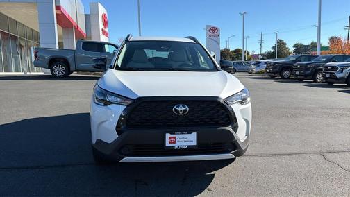 2025 Toyota Corolla Cross LE