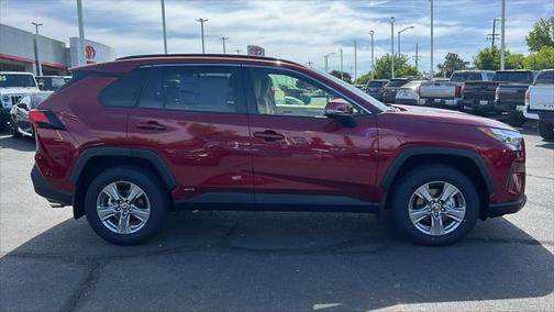 2025 Toyota RAV4 Hybrid LE