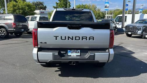 2022 Toyota Tundra Platinum