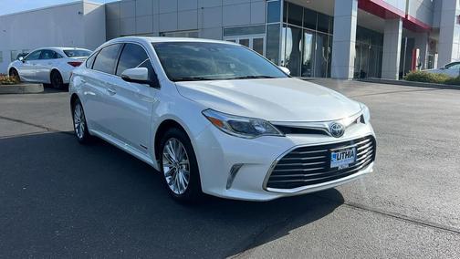 2018 Toyota Avalon Hybrid Limited