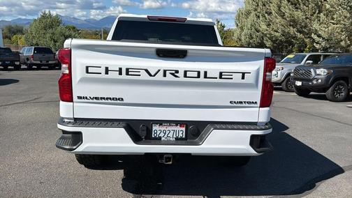 2023 Chevrolet Silverado 1500 Custom