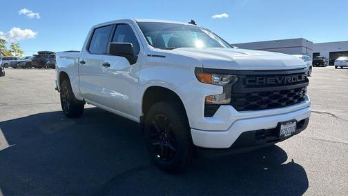 2023 Chevrolet Silverado 1500 Custom