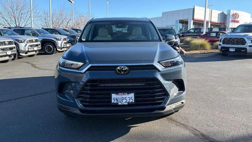 2024 Toyota Grand Highlander Hybrid XLE