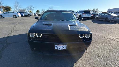 2017 Dodge Challenger SXT