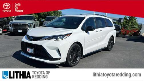 2023 Toyota Sienna XSE 7 Passenger