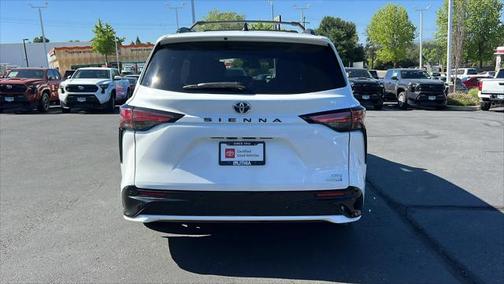2023 Toyota Sienna XSE 7 Passenger