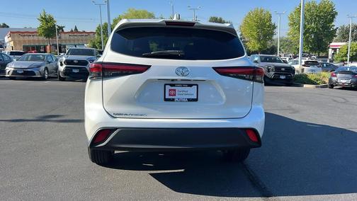 2020 Toyota Highlander L