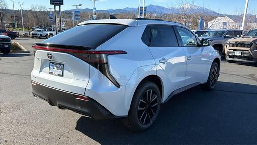 2026 Toyota bZ XLE Plus