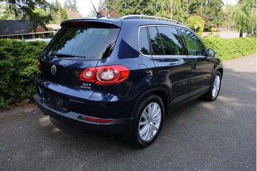 2011 Volkswagen Tiguan SEL