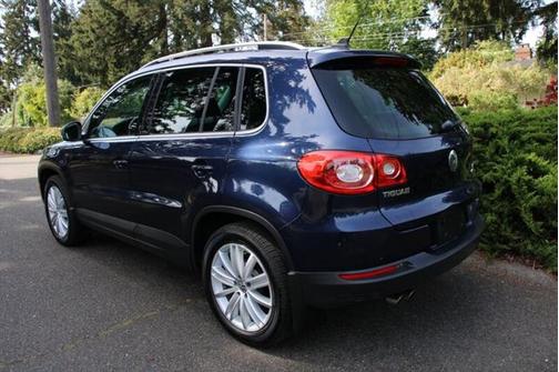 2011 Volkswagen Tiguan SEL
