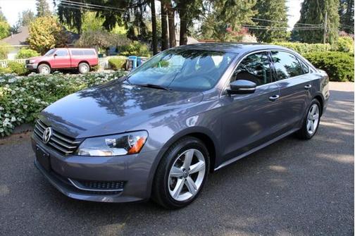 2014 Volkswagen Passat 1.8T Auto SE