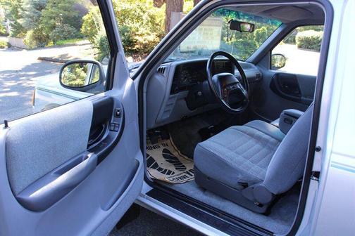 1993 Ford Ranger XL SuperCab