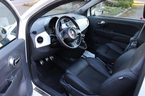 2015 FIAT 500 Sport