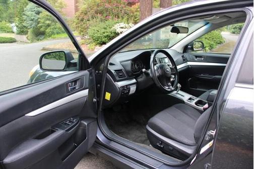 2012 Subaru Outback 2.5i Premium