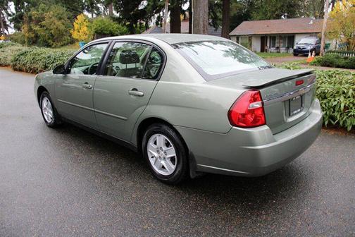 2004 Chevrolet Malibu Base