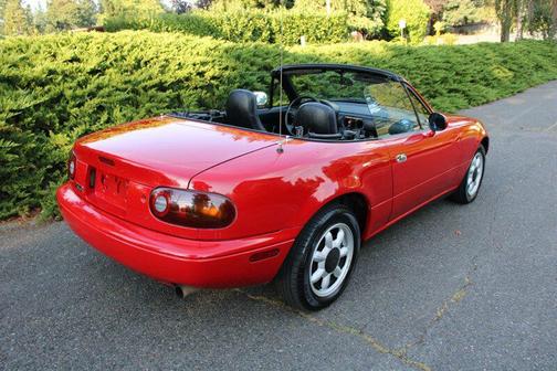 1990 Mazda MX-5 Miata SE 86k Miles, Automatic!
