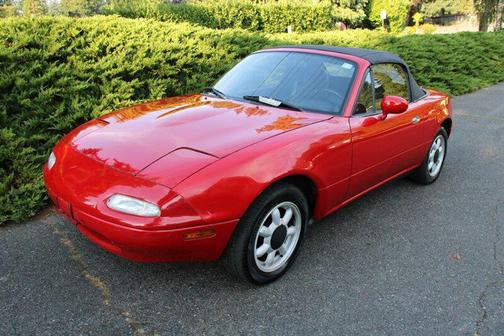 1990 Mazda MX-5 Miata SE 86k Miles, Automatic!