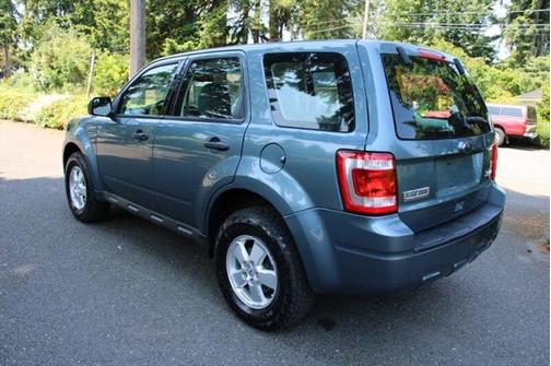 2010 Ford Escape XLS