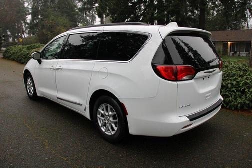2020 Chrysler Voyager LXI