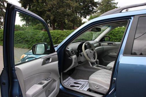 Newport Blue Pearl 2010 Subaru Forester 2.5 X Premium
