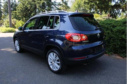 2011 Volkswagen Tiguan SE