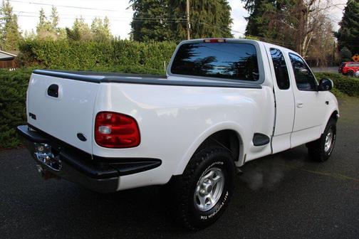 1997 Ford F-150 XLT SuperCab Flareside