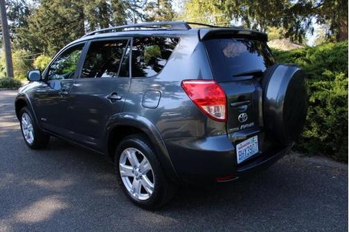 2007 Toyota RAV4 Sport