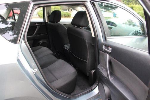2012 Mazda Mazda3 i Touring