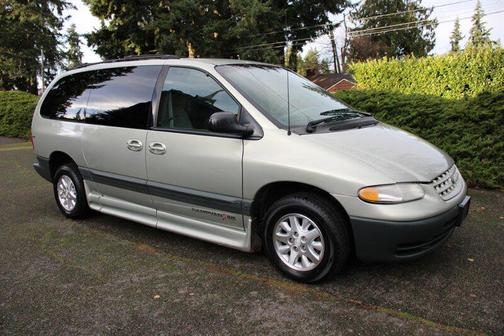 1999 Plymouth Grand Voyager SE