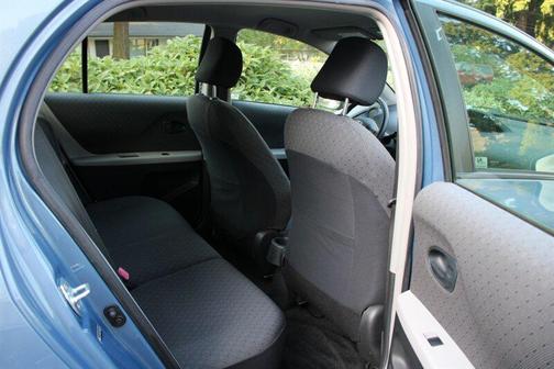 2010 Toyota Yaris Base