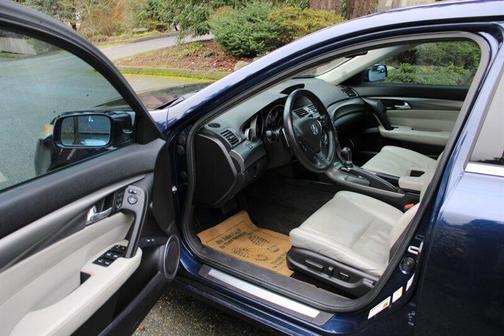 2013 Acura TL Technology