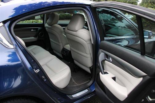 2013 Acura TL Technology