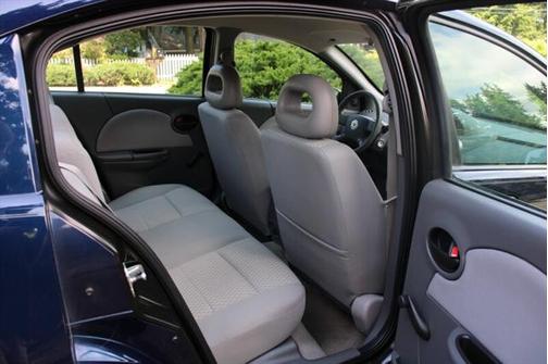 2007 Saturn Ion 2
