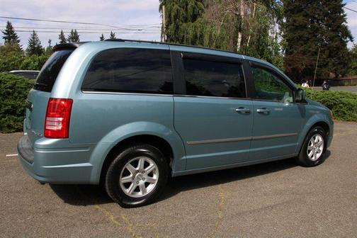 Clearwater Blue Pearlcoat 2010 Chrysler Town & Country Touring