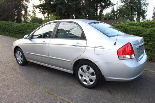 Bright Silver Metallic 2008 Kia Spectra EX
