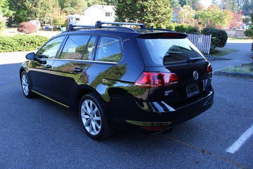 2016 Volkswagen Golf SportWagen TSI SE 4-Door