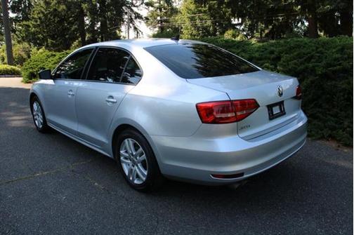 2015 Volkswagen Jetta Auto S w/Technology