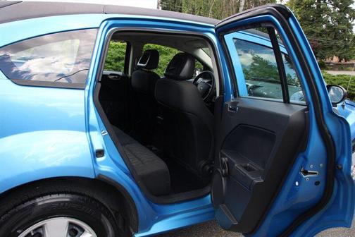 Blue 2008 Dodge Caliber SE