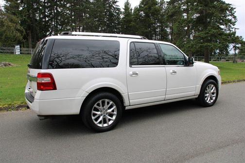 White 2015 Ford Expedition EL Limited