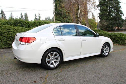 2013 Subaru Legacy Base