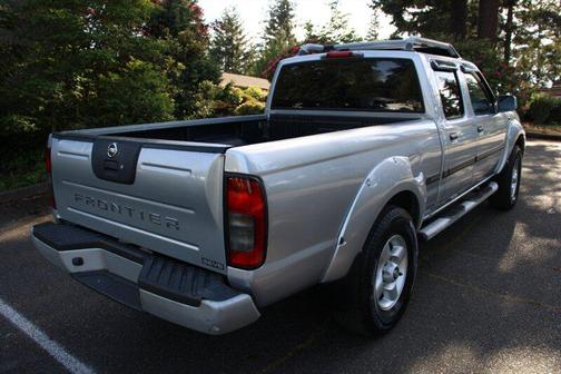 Silver Ice Clearcoat Metallic 2002 Nissan Frontier SE Crew Cab