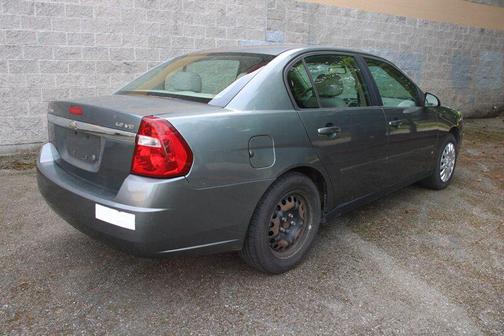 Medium Gray Metallic 2006 Chevrolet Malibu LS