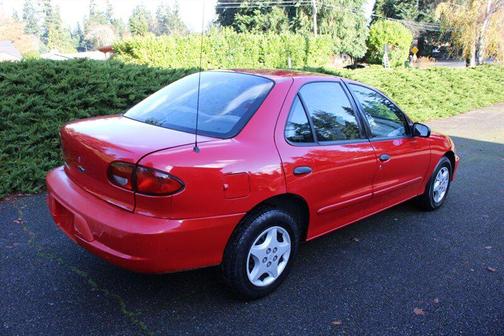 2001 Chevrolet Cavalier Base