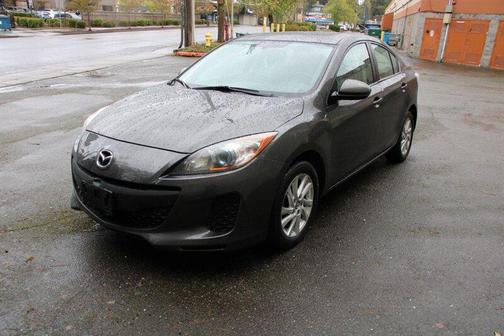 Gray 2013 Mazda Mazda3 s Grand Touring