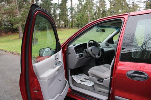 2000 Ford Windstar SE