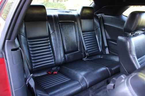 2009 Dodge Challenger SE