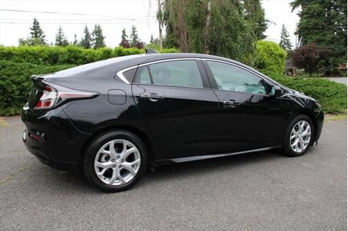 2017 Chevrolet Volt Premier