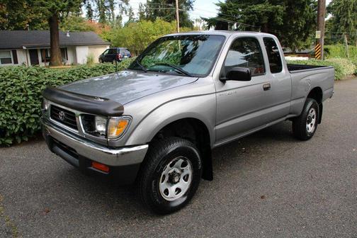 1996 Toyota Tacoma Base