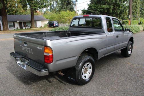 1996 Toyota Tacoma Base